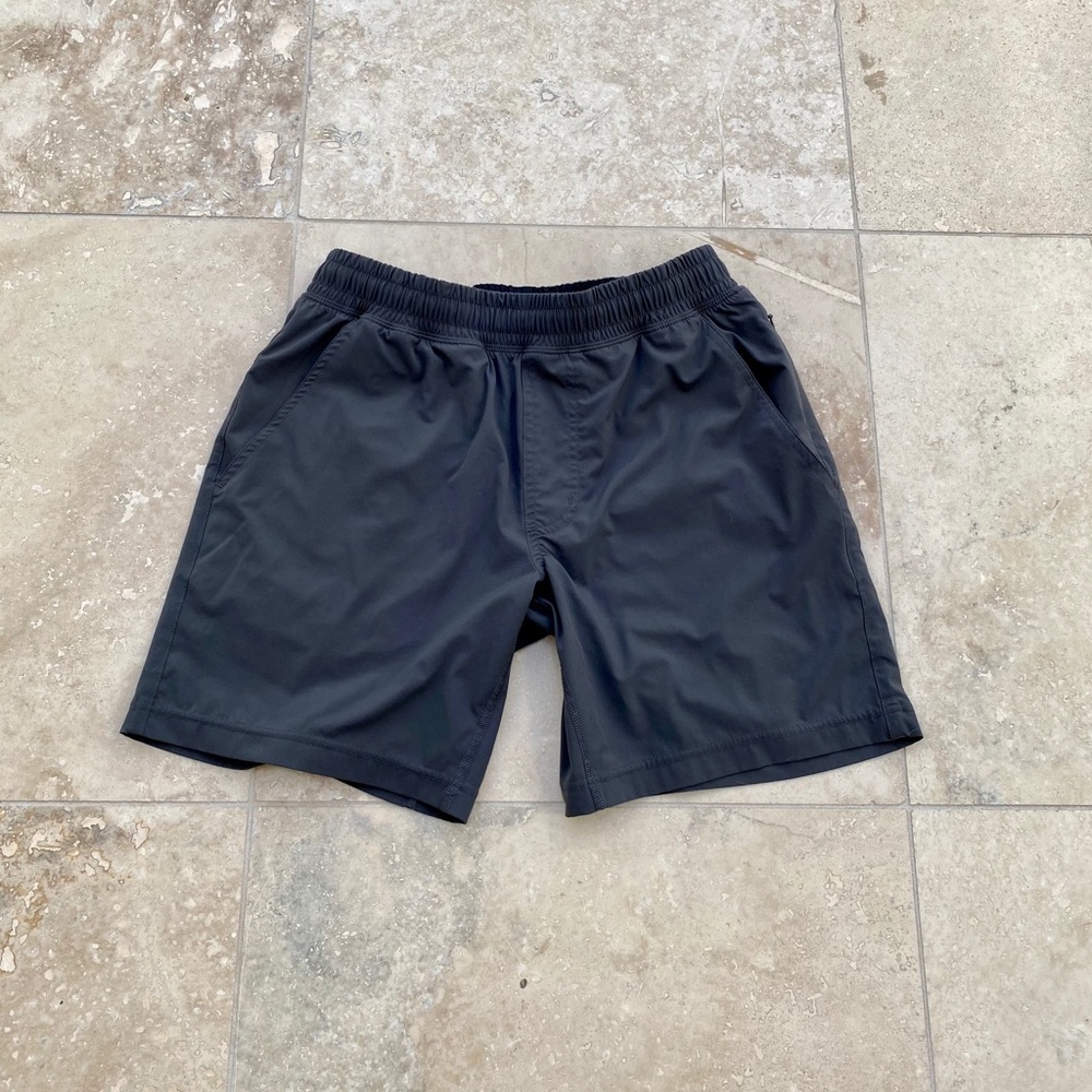 Men’s Rhone Mako 7” Athletic Shorts! Small